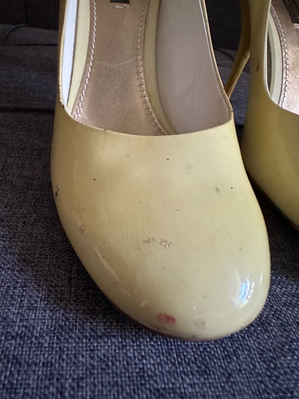 Louis Vuitton Yellow Patent Leather Padlock Stiletto Heels 39 Authentic - Picture 6 of 11